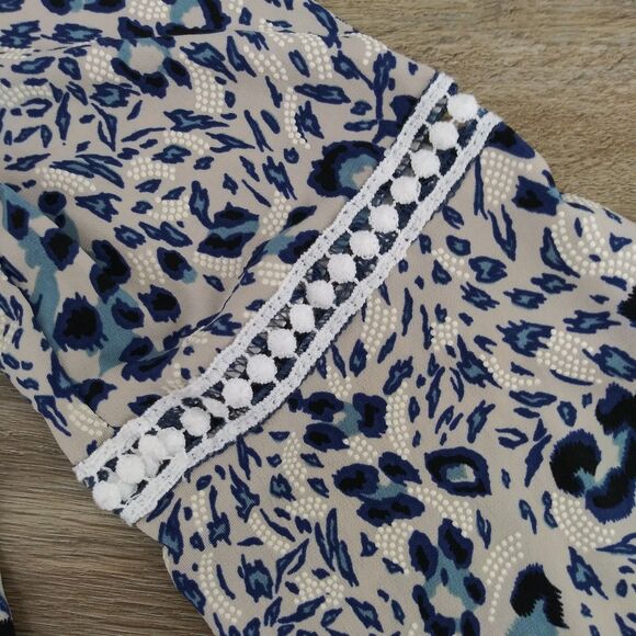 AMANA Blouse Womens Size M Blue Animal Print Lace Arm Band Pullover Top - Picture 6 of 7